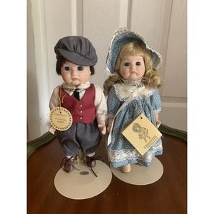 Kingstate Dollcrafter Boy and Girl Dolls with Stands, 11 "